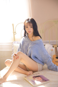 美女露b